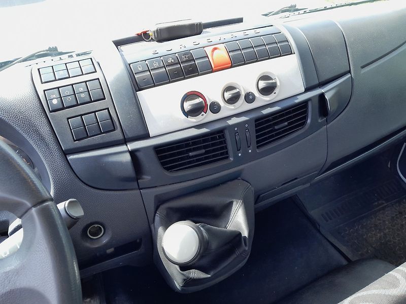 Iveco 120 E nosič kontejnerů - fotka 23 z 43