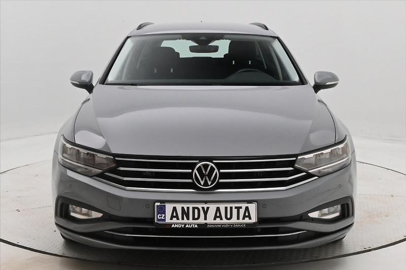 Volkswagen Passat 2,0 TDI 110 kW DSG Business Zá - fotka 2 z 32