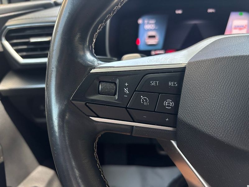 Seat Leon 2.0TDi-110KW/2022/DSG-SPORT.ZÁ - fotka 39 z 51