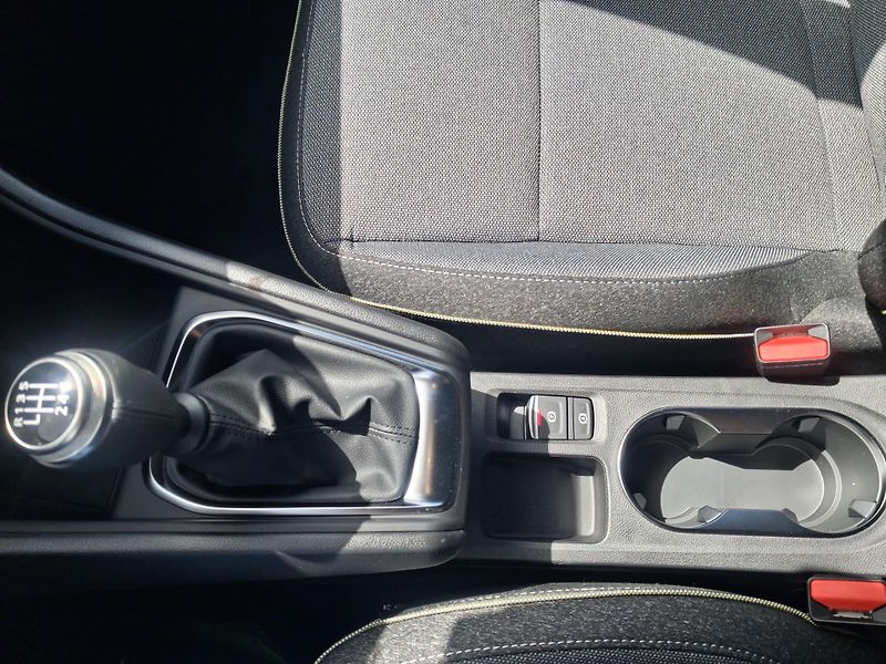 Renault Captur (2026) techno ECO-G 120 - fotka 19 z 38
