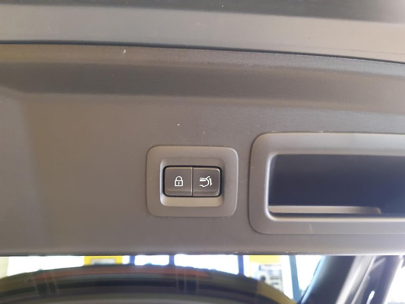 Mazda CX-30 2.0i e-SKYATIVE  X LED NAVI  - fotka 26 z 33