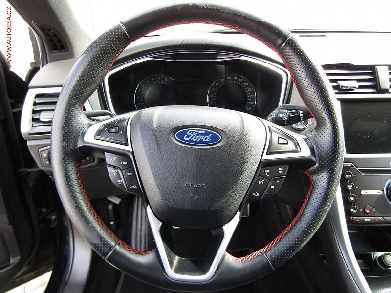 Ford Mondeo (2018) 1.5 EB, ST-Line, LED, navi - fotka 19 z 20