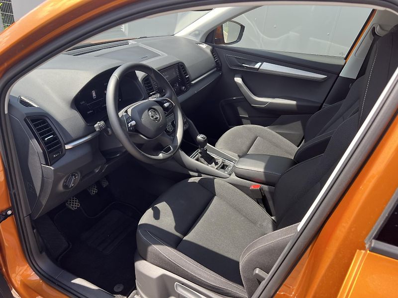 Škoda Karoq (2024) 1. majitel, Koupeno nové v ČR - fotka 9 z 29