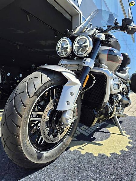 Triumph Rocket 3 (2022) GT (2022) – 1. majitel, Odpoče - fotka 10 z 26