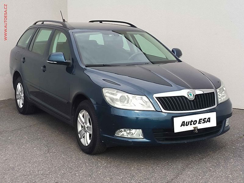 Škoda Octavia (2012) 1.6 TDI, Navi, AC, temp - fotografie inzerátu