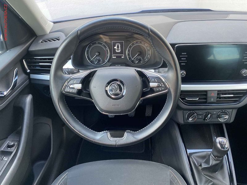 Škoda Kamiq (2022) 1.0 TSi, Ambition, LED - fotka 11 z 19