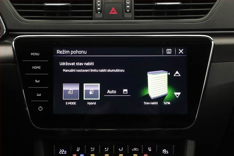 Škoda Superb (2020) Sportline iV 1.4 TSI PHEV - fotka 21 z 29
