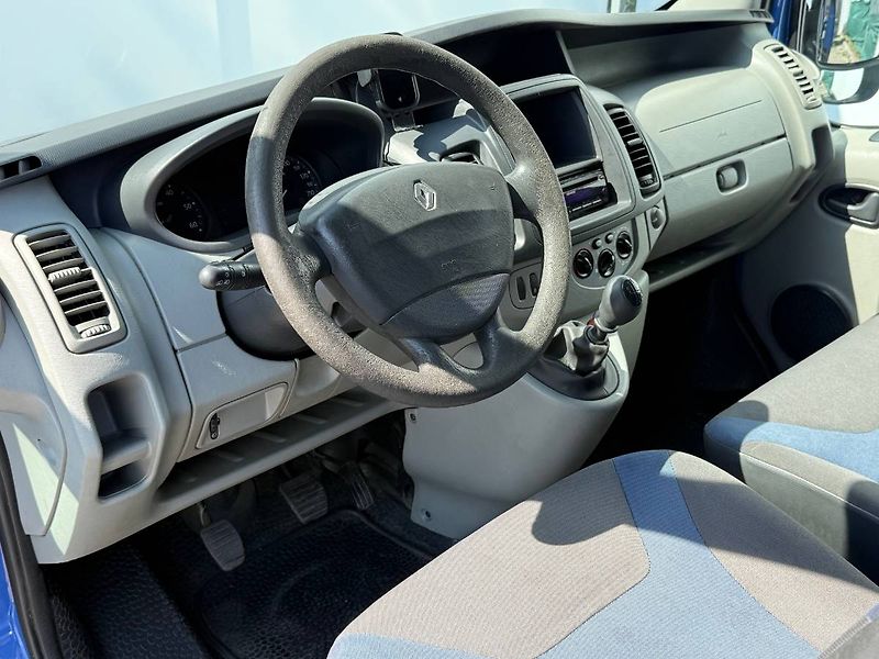 Renault Spider (2012) 2.0 dCi 66 kW Authentique - fotka 8 z 20
