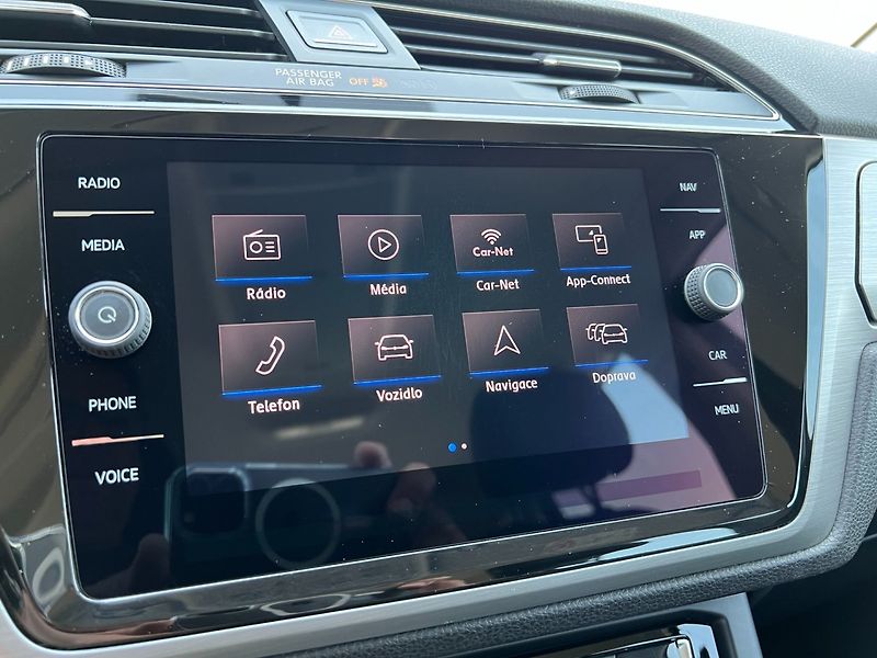 Volkswagen Touran (2019) 1.6TDi COMFORTLINE 7-míst - fotka 27 z 37