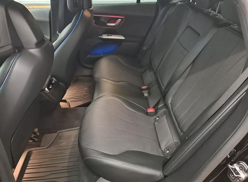 Mercedes-Benz EQE 350 AMG Kam BLIS LED Tažné - fotka 18 z 37