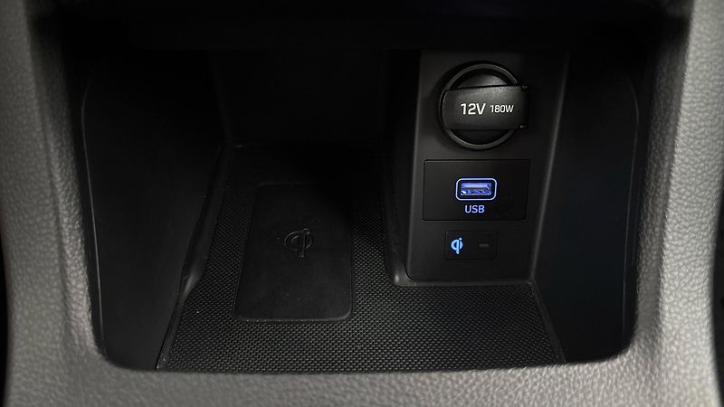 Hyundai i30 1.5 T-GDI AUT Style Kombi - fotka 23 z 28