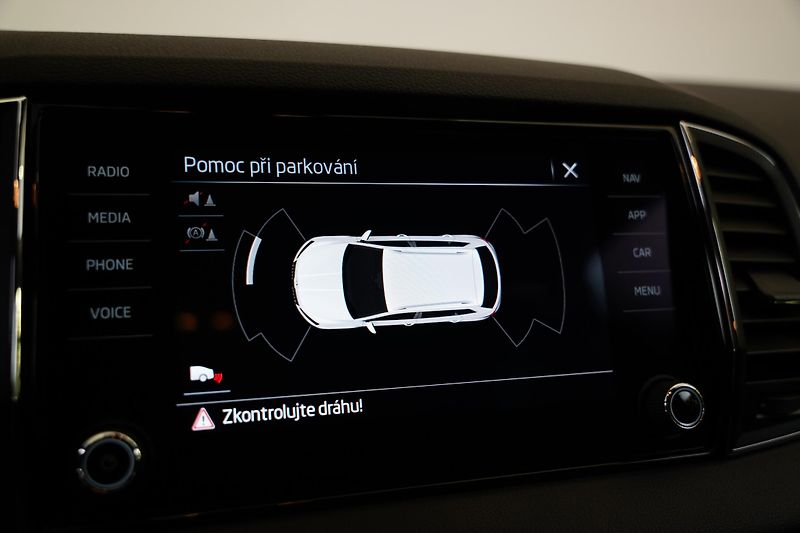 Škoda Karoq - fotka 22 z 27