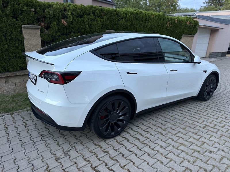 Tesla Model Y (2023) Performance -Hardware 4- FSD- - fotka 9 z 19