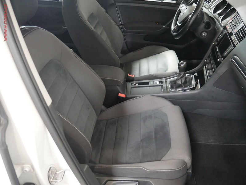 Volkswagen Golf (2014) 1.4 TSI, ČR, AC, výhřev sed. - fotka 12 z 25