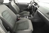 Volkswagen Golf (2017) 1.0 TSI, Tempomat - náhled 7