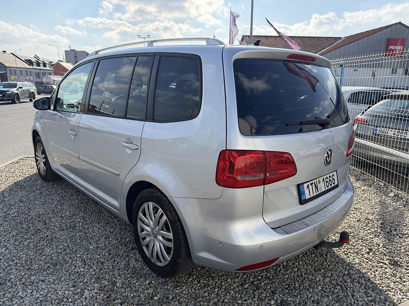Volkswagen Touran 1,6 TDi/77kW - Webasto,TZ,... - fotka 5 z 60