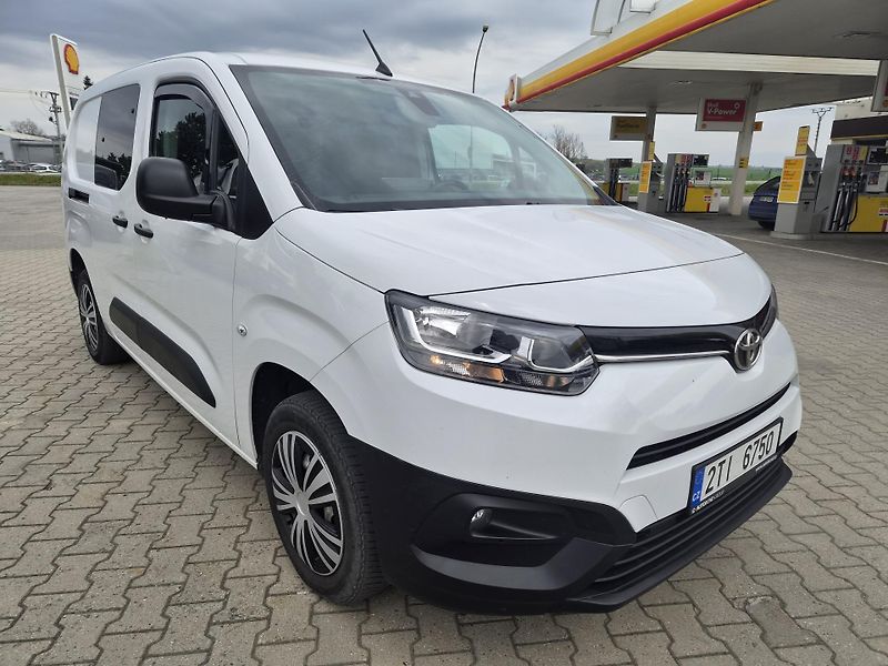 Toyota ProAce City (2023) 1,5 D-4D 130k Extra LWB CrewCa - fotka 2 z 14