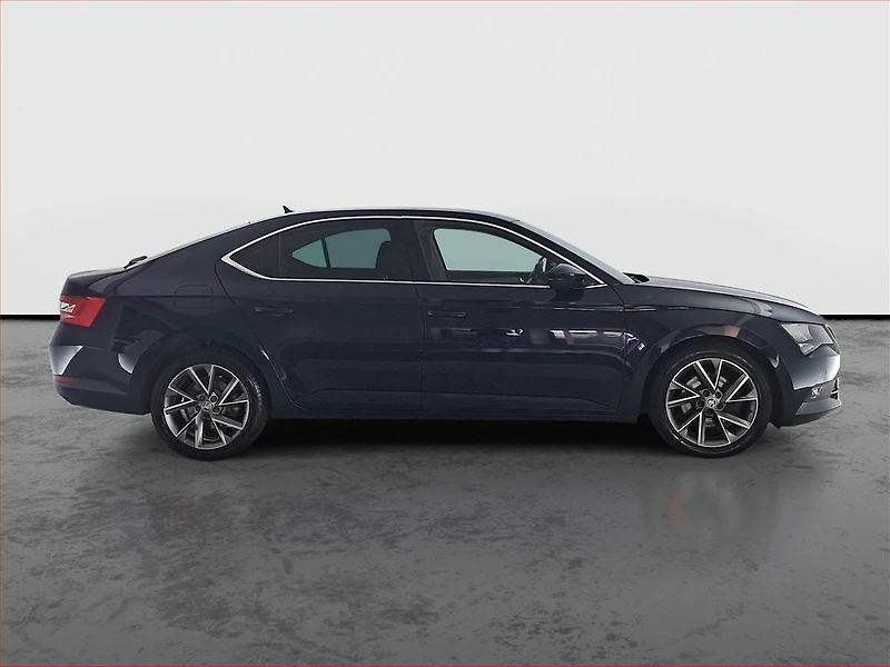 Škoda Superb (2016) Ambition 1.6 TDI, Automat - fotka 6 z 20