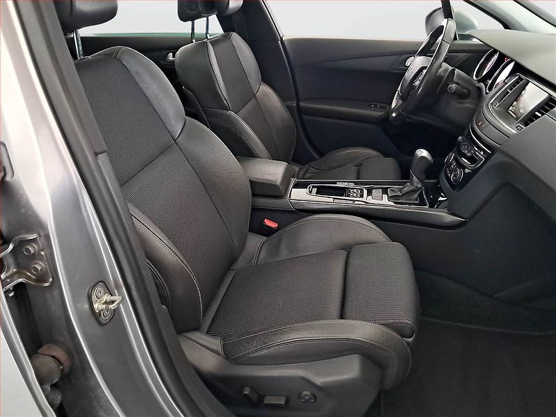 Peugeot 508 (2016) 2.0 BlueHDi, Automat, ČR,1.maj - fotka 9 z 22