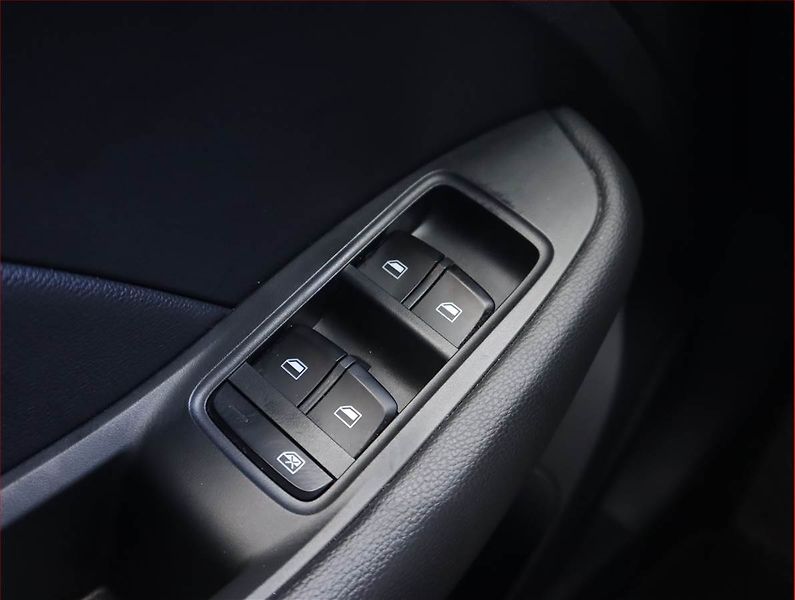 MG ZS (2021) Luxury EV 42.5 kWh, SoH 95% - fotka 16 z 21