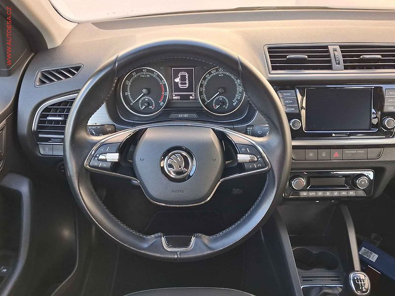 Škoda Fabia (2021) 1.0 TSi, 1.maj,ČR, Style, LED - fotka 11 z 17