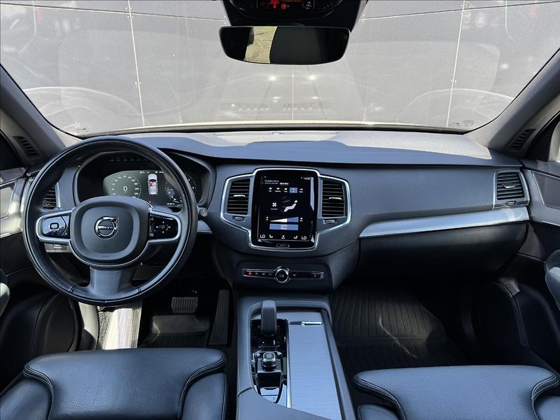 Volvo XC90 2,0 B5 AWD Momentum Pro AT ČR - fotka 15 z 33
