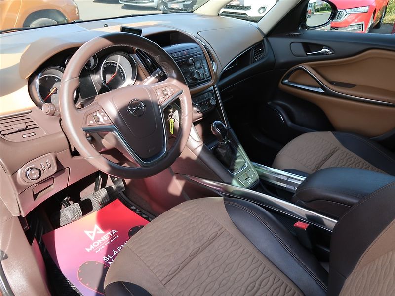 Opel Zafira 2,0 TDCi,96kW,NovéČR,tempomat - fotka 9 z 23