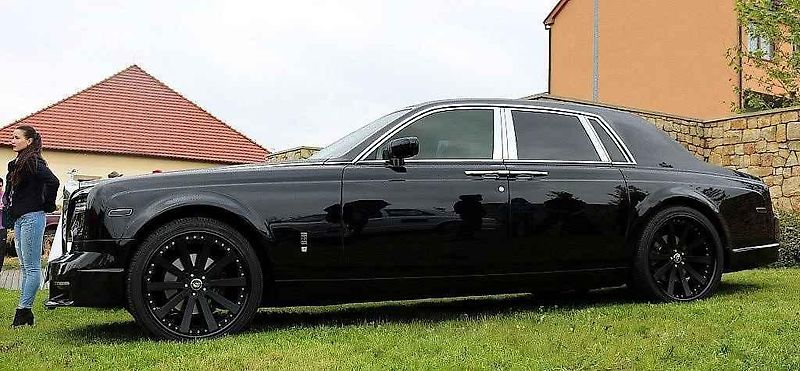 Sraz luxusních vozů Rolls-Royce a Bentley.