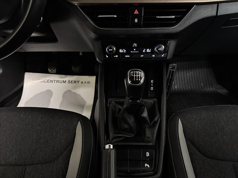 Škoda Scala 1.0TGI STYLE ACC 2XKOLA LED - fotka 29 z 42