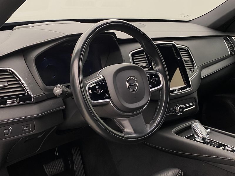 Volvo XC90 B5 AWD INSCRIPTION 7Míst - fotka 37 z 55