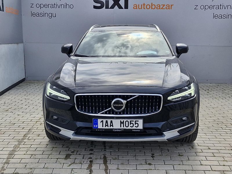 Volvo V90 Cross Country B4 AWD MHY Ultim - fotka 2 z 6