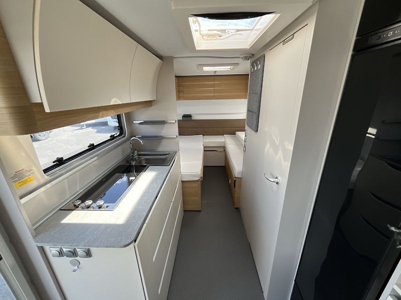 Adria (2021) Adora 542 UL - fotka 11 z 21