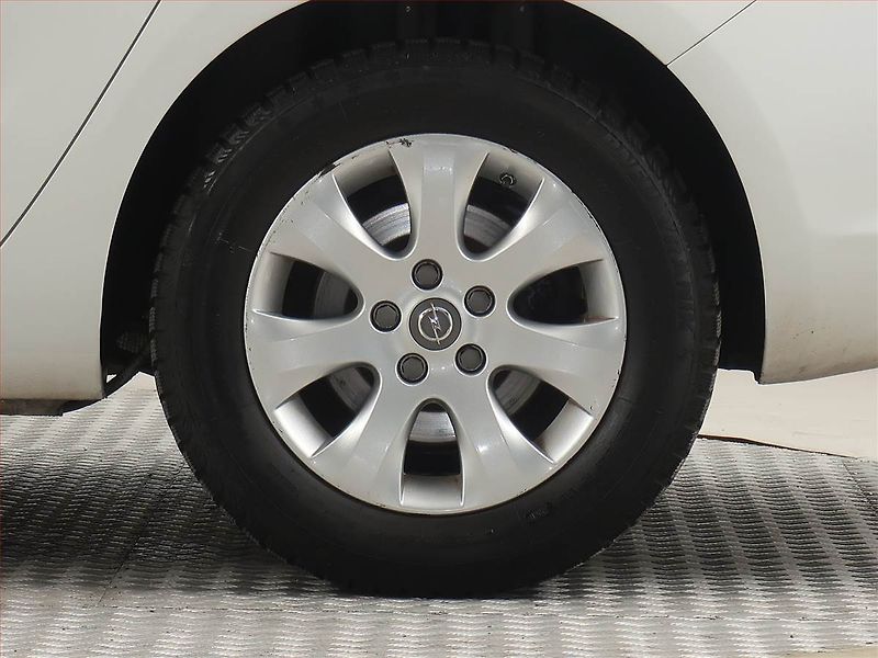 Opel Astra (2016) Enjoy 1.6 CDTI, po STK - fotka 13 z 15