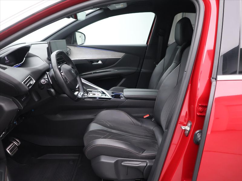 Peugeot 3008 1,5 BlueHDI 96kW GT Aut. CZ DP - fotka 11 z 26