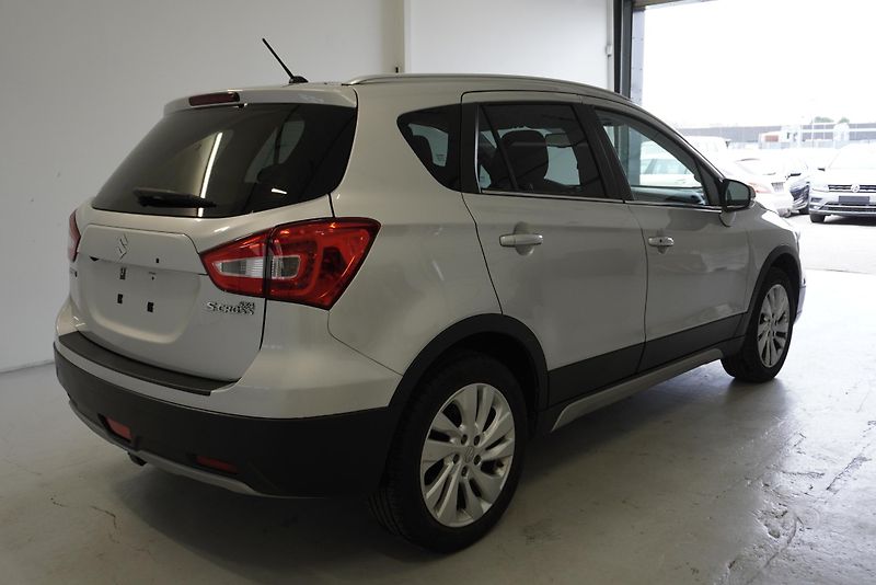 Suzuki SX4 S-Cross  S-CROSS  1,0 BOOSTERJET - fotka 5 z 27