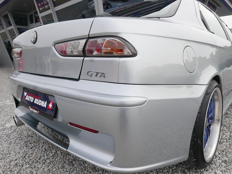 Alfa Romeo 156 3,2 GTA 184kW - fotka 9 z 30