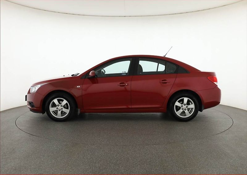 Chevrolet Cruze (2012) 1.6 i 16V, ČR,1.maj, Tempomat - fotka 3 z 13