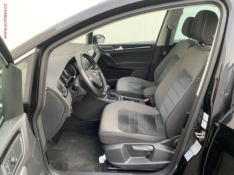 Volkswagen Golf Sportsvan (2015) 1.4 TSi, Highline, DSG - fotka 9 z 19