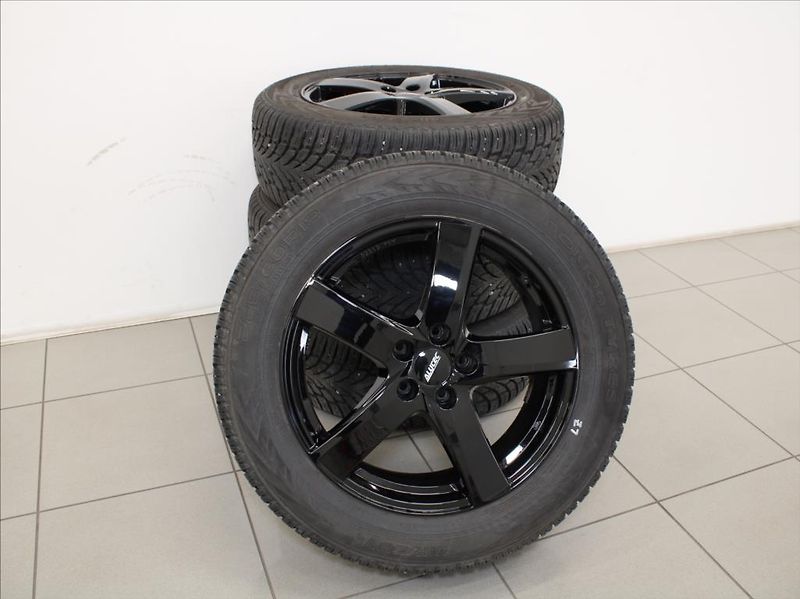 Subaru Outback 2,5 i 129kW 4WD Exclusice ČR - fotka 27 z 28