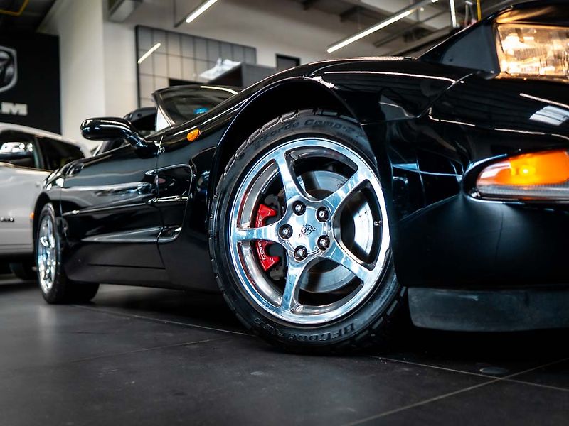 Chevrolet Corvette (2003) 5.7 V8 C5, Head-up, BOSE - fotka 22 z 23