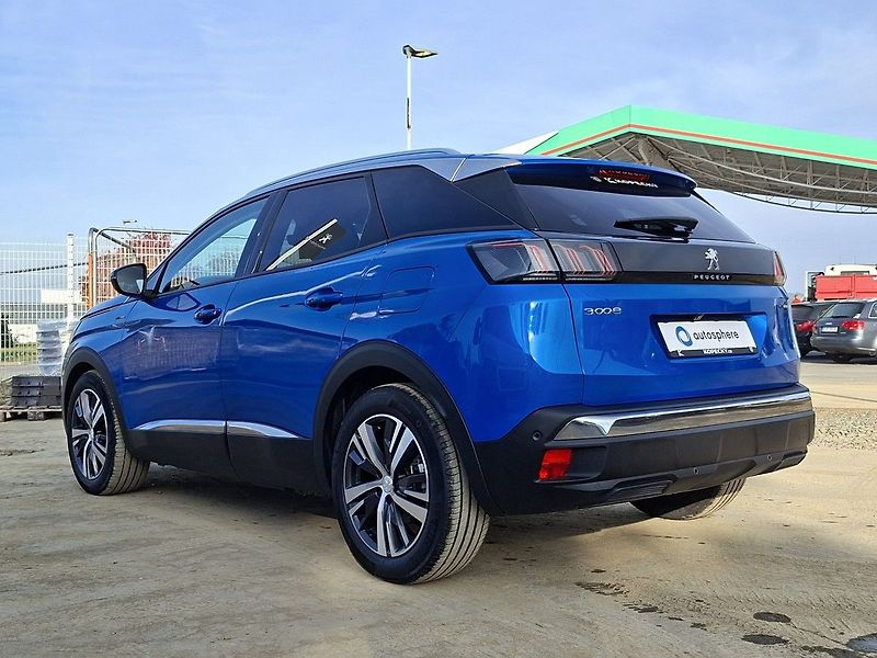 Peugeot 3008 ALLURE PACK HYBRID 225 e-EAT8 - fotka 11 z 31