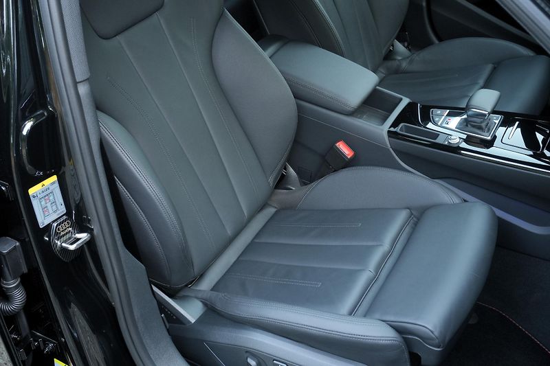 Audi A4 Allroad 50 TDI,Webasto, HUD, Kůže, B&O - fotka 45 z 46
