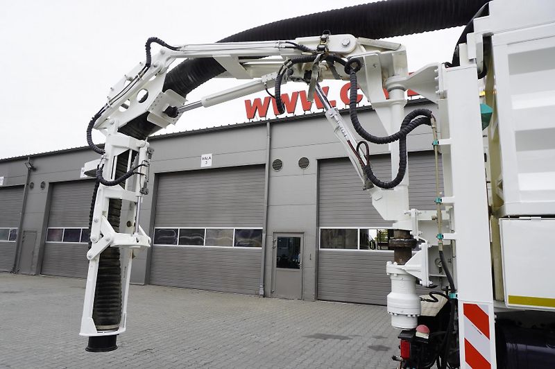 MAN TGA (2008) 35.440 8×4 / vacuum excavator - fotka 11 z 24