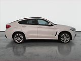 BMW X6 (2018) xDrive30d - náhled 6