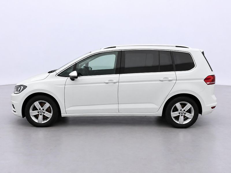 Volkswagen Touran 1,4 TSI Highline CZ Aut.klima - fotka 4 z 36