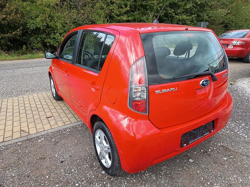 Subaru Justy (2009) 1.0 51kw - fotka 23 z 44