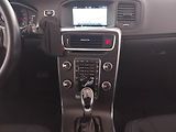 Volvo V60 (2015) D3 2.0, Automat, Navi - náhled 12