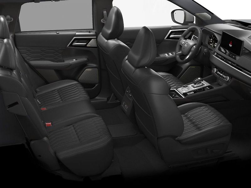 Mitsubishi Outlander INSTYLE 2.4 DOHC MIVEC - fotka 5 z 5