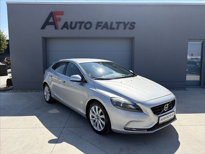 Volvo V40 1,6 D 84 kw. Č.R. - fotka 1 z 25