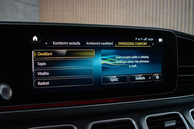 Mercedes-Benz GLS 400d AMG*TAŽNÉ*7.MÍST*DPH*ČR* - fotka 33 z 46